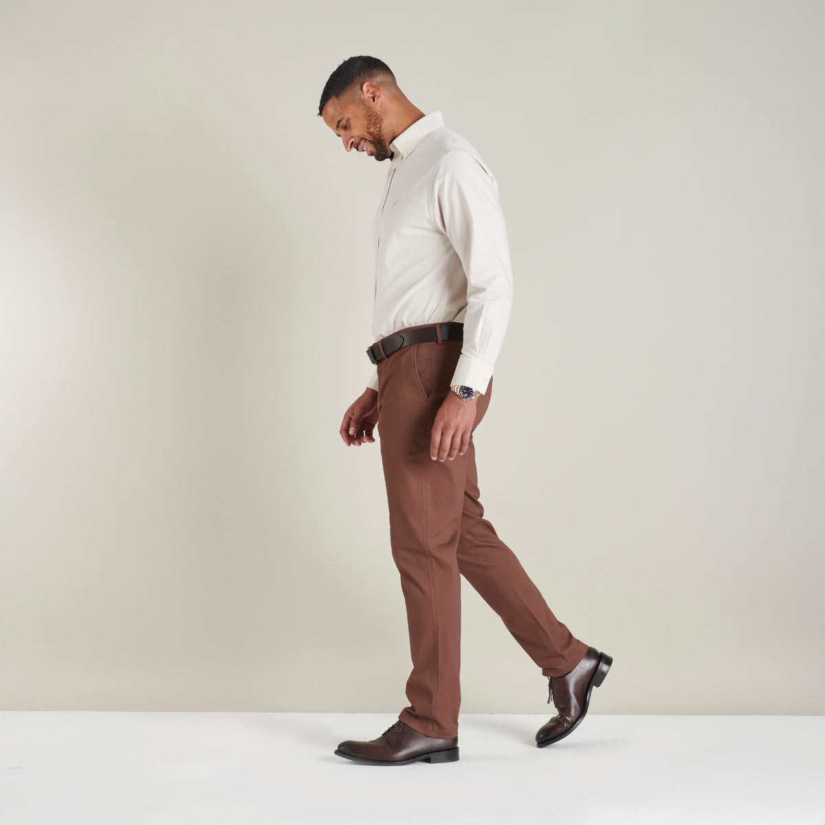 Slim Chino - Mocca - Lifestyle Front