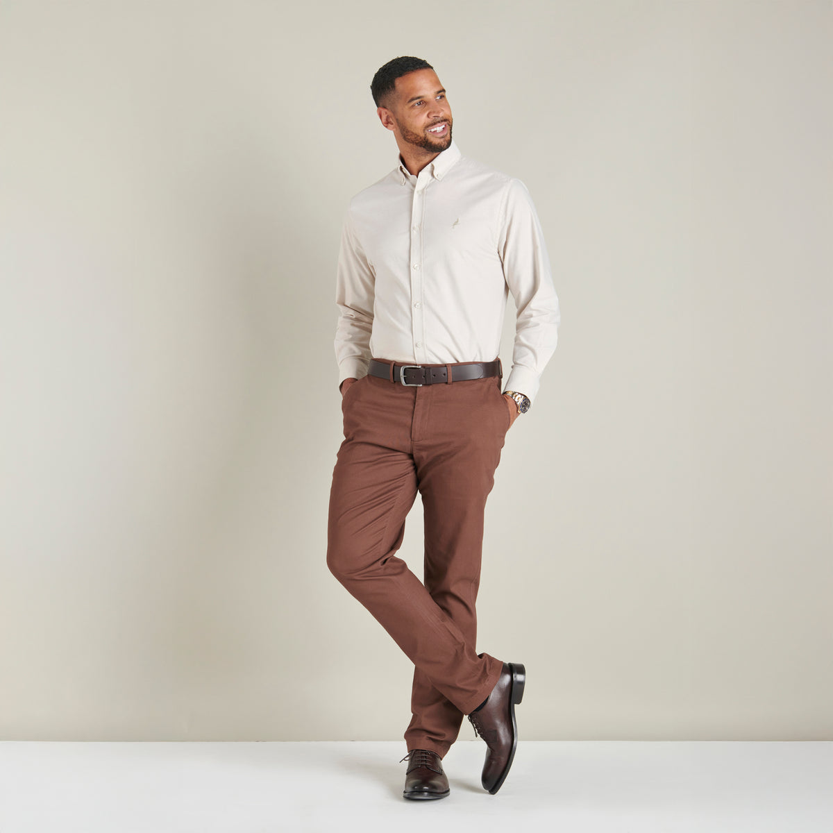 Slim Chino - Mocca - Lifestyle Front