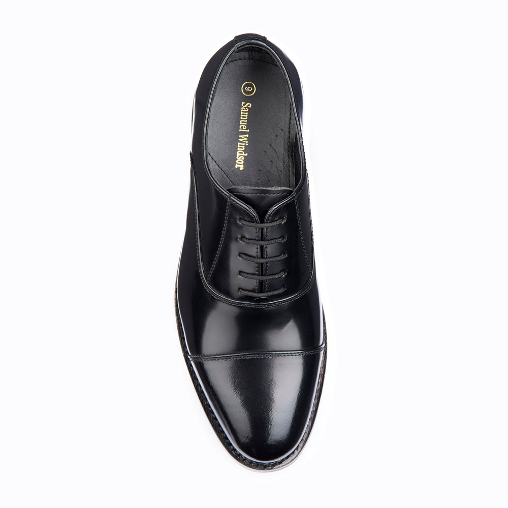 ASOS DESIGN chunky sole brogue shoes in black leather | ASOS